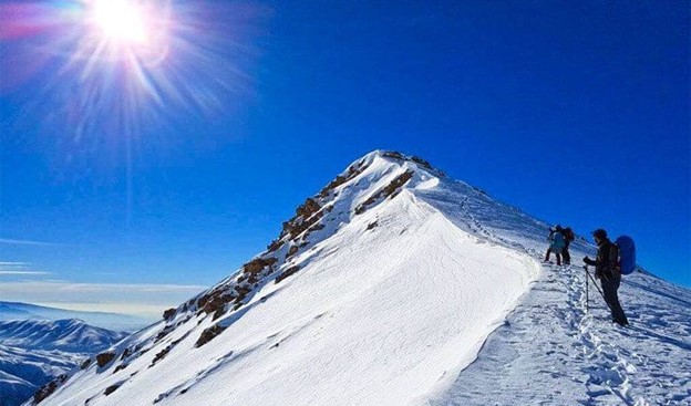 ۱۰ سایت مرتفع پاراگلایدر در بالاترین ارتفاعات جهان 10 بلندترین سایت پرواز پاراگلایدر