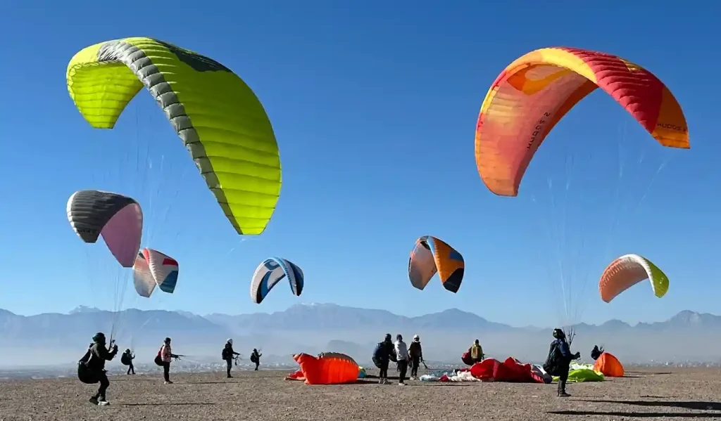 آکادمی آموزش پاراگلایدر تهران 20 آموزش پاراگلایدر – تصویری از آموزش پاراگلایدر برای مبتدیان