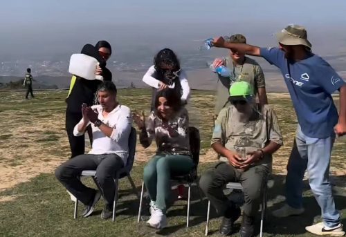 جشن-سولویی-و--آب‌ریختن-روی-خلبان