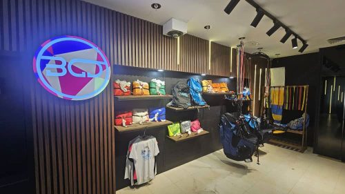 فروشگاه و باشگاه پاراگلایدر