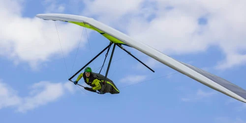 هنگ گلایدر یا کایت سواری