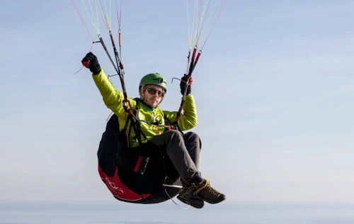 پارگلایدر چگونه هدایت می شود